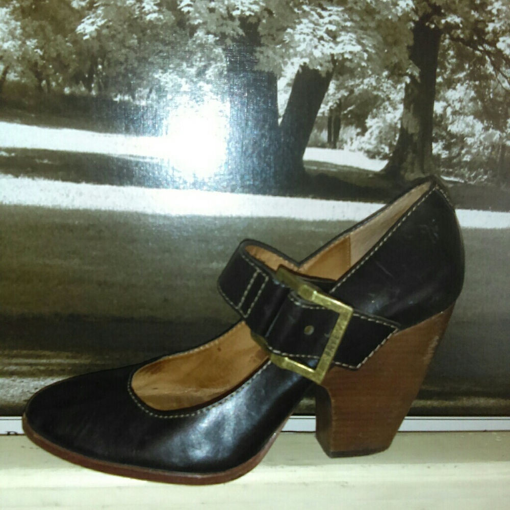 Frye shoes. Size 8.5 M